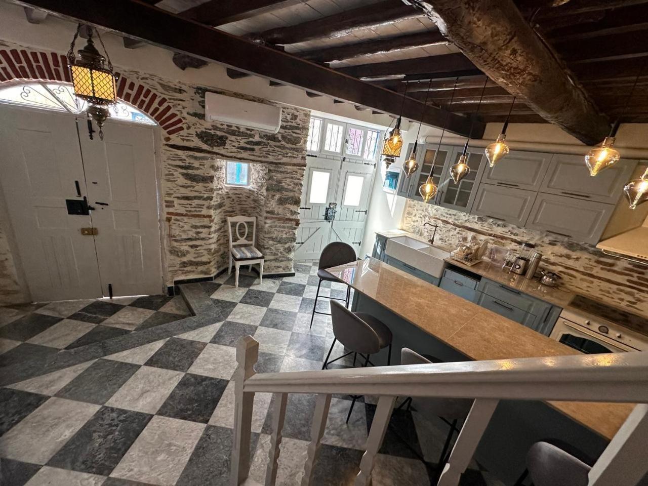 Plomari Nomad House Villa ภายนอก รูปภาพ